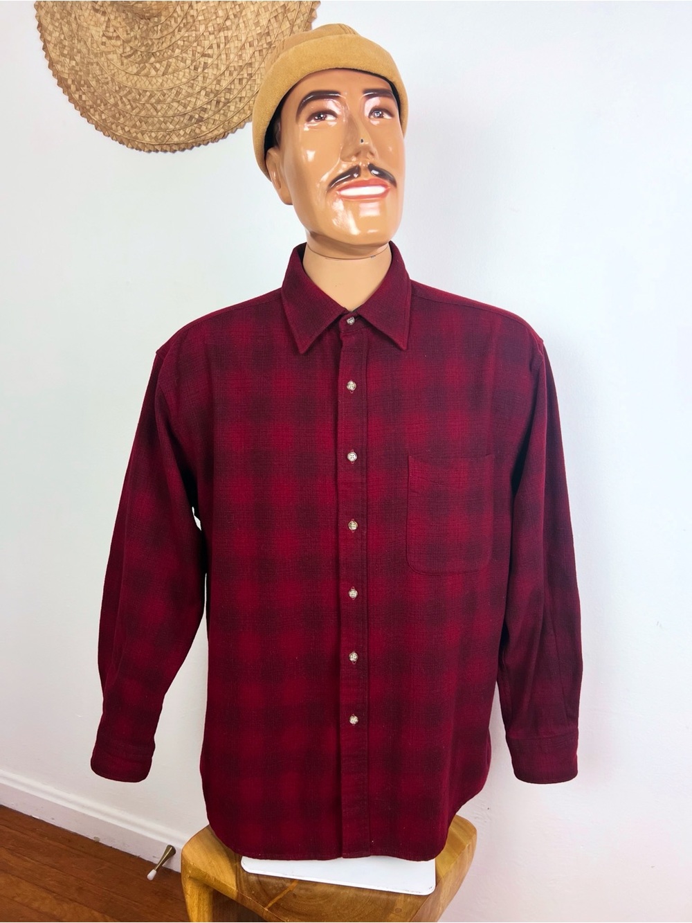 HERITAGE PENDLETON 1990’s Vintage Men's Burgundy & Black Plaid Button-Up Shirt L